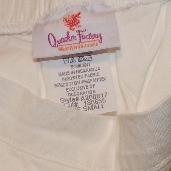 Ladies Quacker Factory White Embellished Crop - Capri Pants ~ Size Small - Picture 6 of 7
